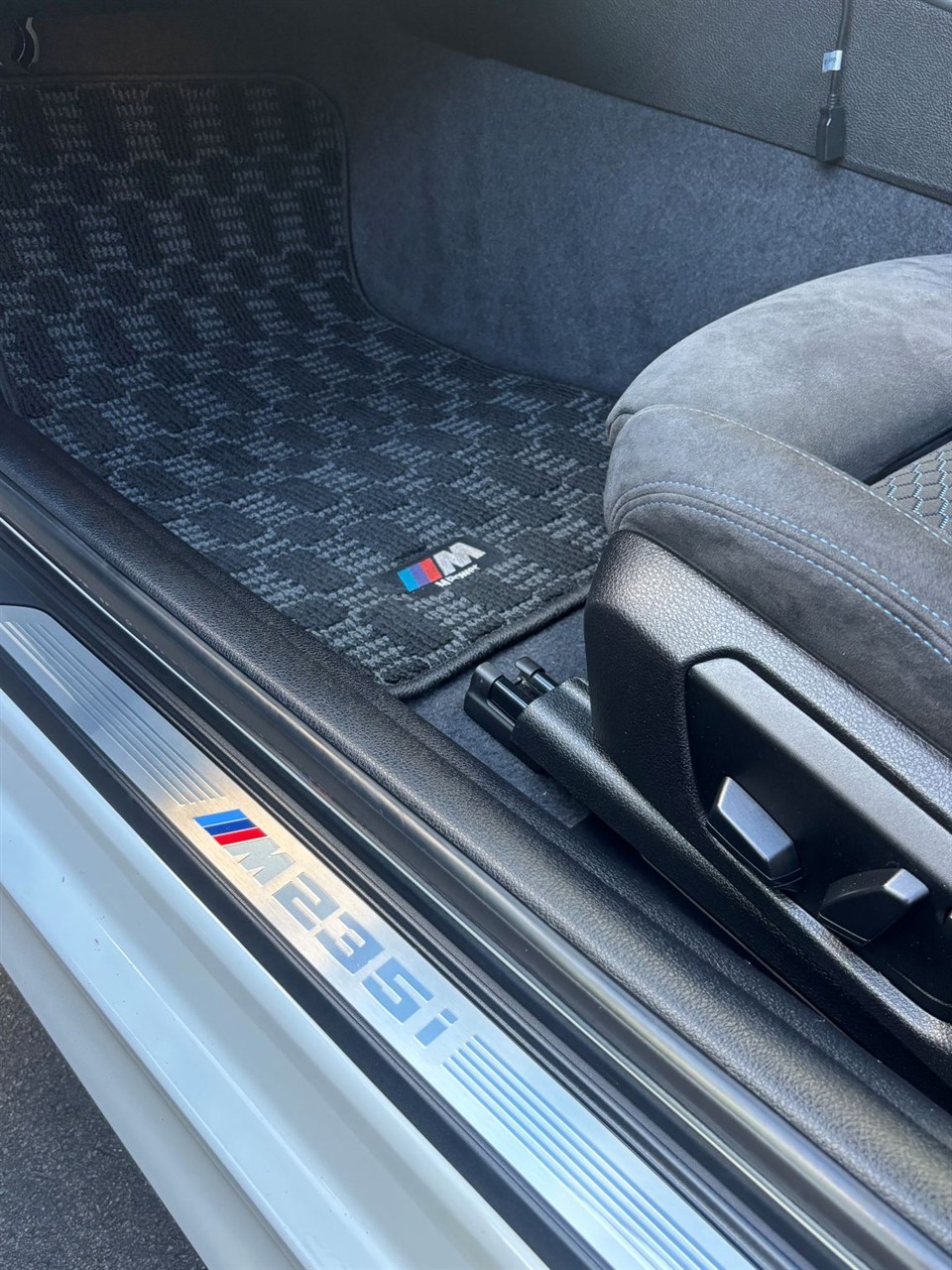 2015 BMW M235i