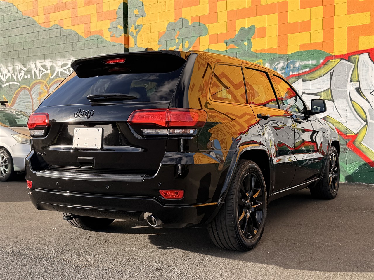 2019 Jeep GRAND CHEROKEE