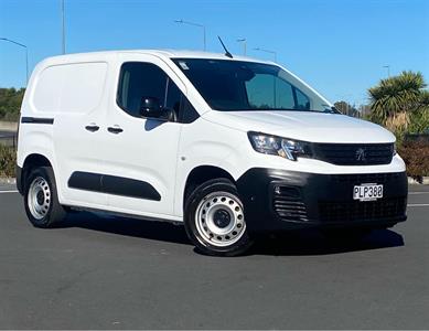 2022 Peugeot Partner - Image Coming Soon