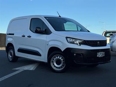2022 Peugeot Partner - Thumbnail