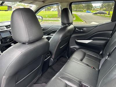 2019 Nissan Navara - Thumbnail