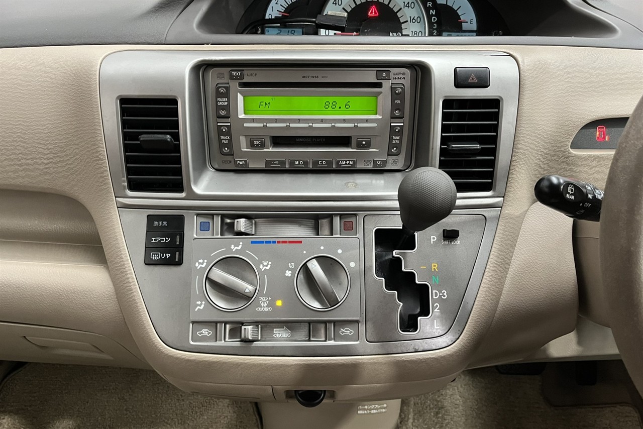 2006 Toyota RAUM