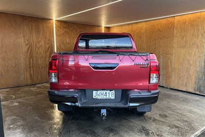 2016 Toyota Hilux - Thumbnail