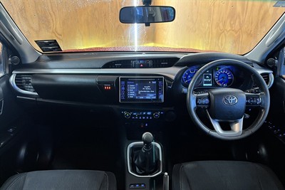 2016 Toyota Hilux - Thumbnail