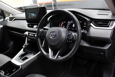 2023 Toyota RAV4 - Thumbnail