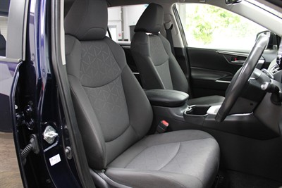 2023 Toyota RAV4 - Thumbnail