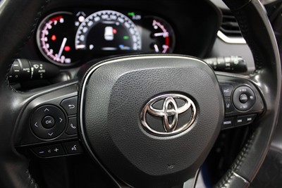 2023 Toyota RAV4 - Thumbnail