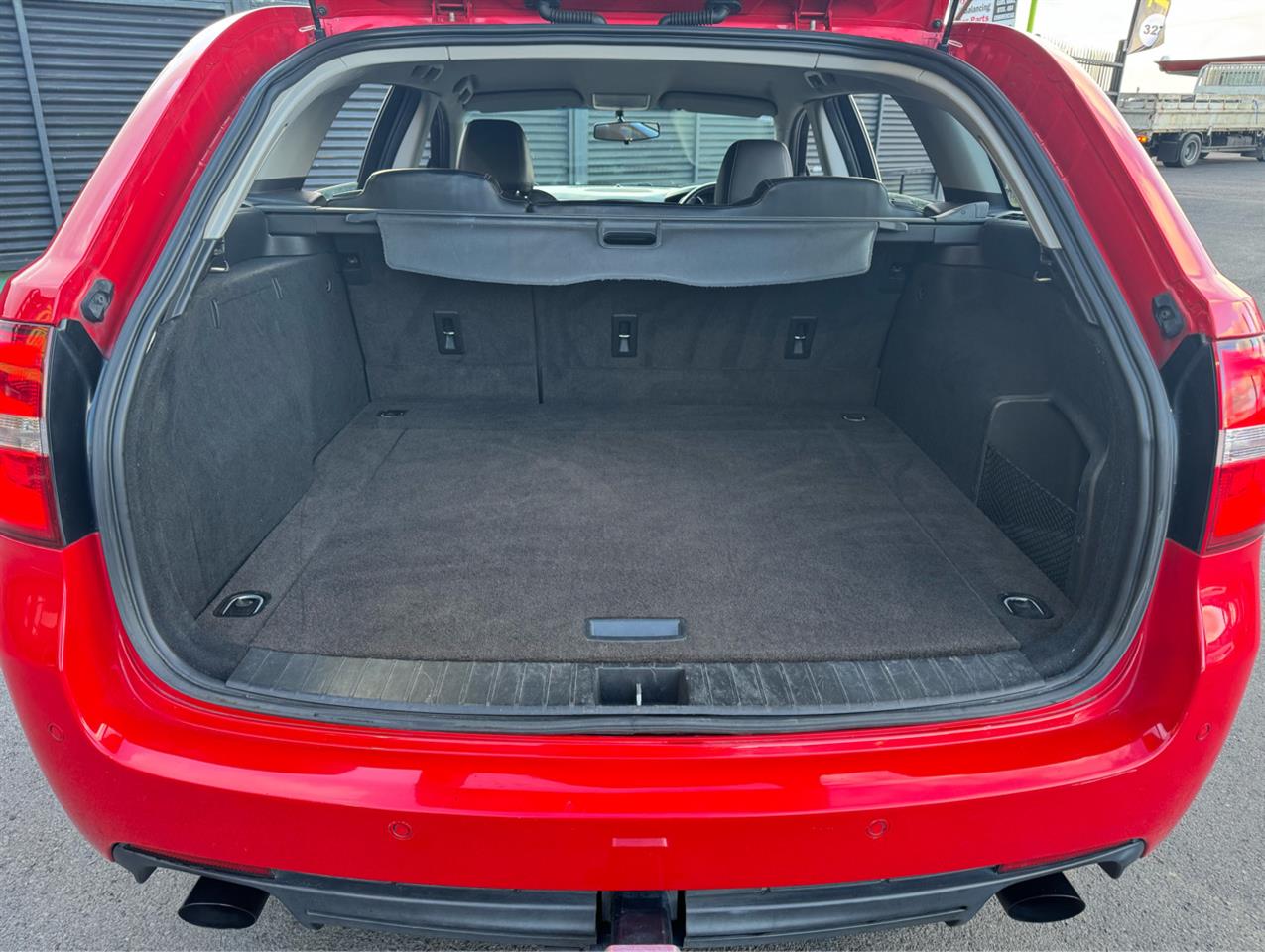2016 Holden COMMODORE