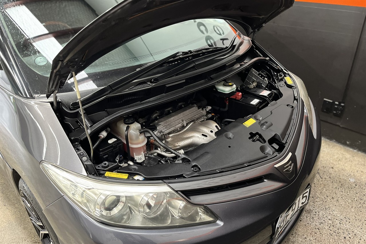 2011 Toyota Estima