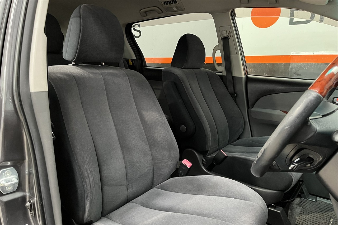2011 Toyota Estima