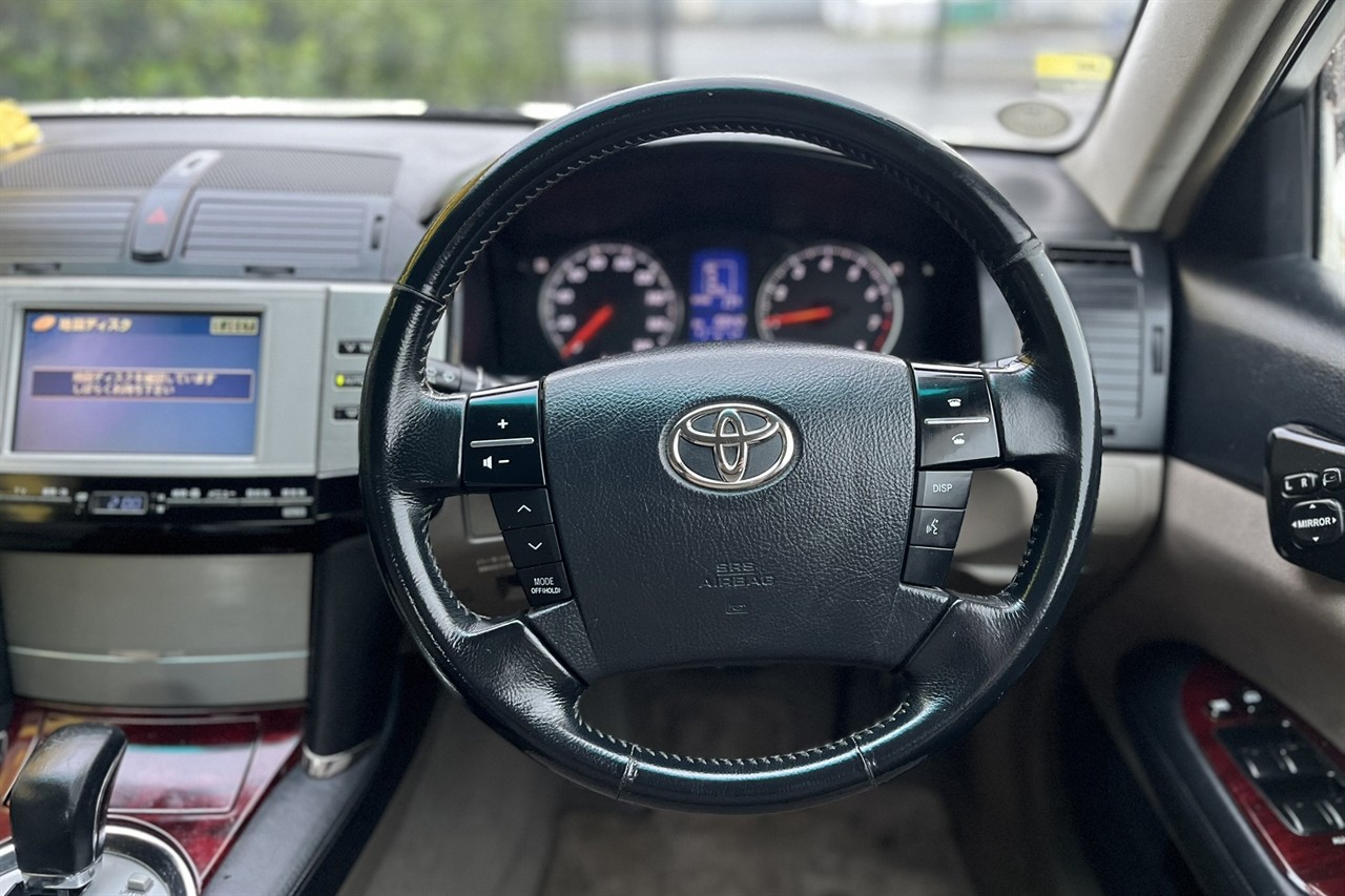 2004 Toyota Markx