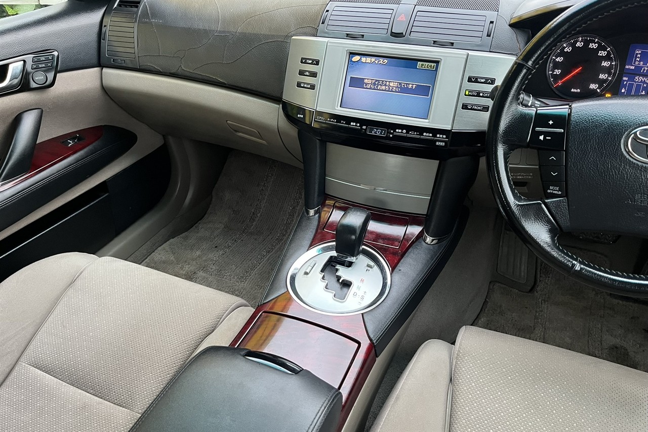 2004 Toyota Markx
