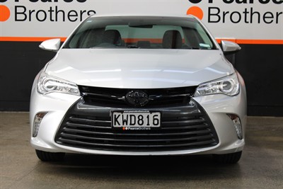 2017 Toyota Camry - Thumbnail