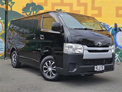 2015 Toyota Hiace - Thumbnail