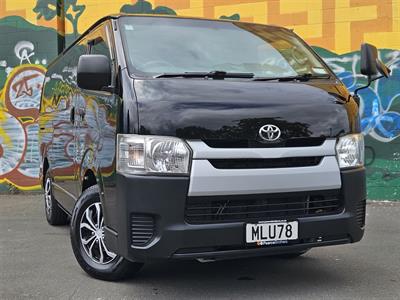 2015 Toyota Hiace - Thumbnail