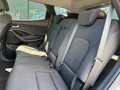 2016 Hyundai SANTA FE - Thumbnail