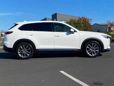 2017 Mazda CX-9 - Thumbnail