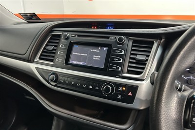 2017 Toyota HIGHLANDER - Thumbnail