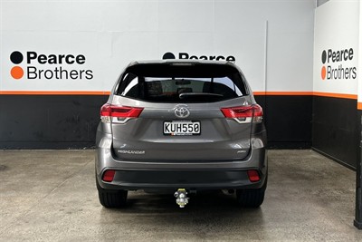 2017 Toyota HIGHLANDER - Thumbnail
