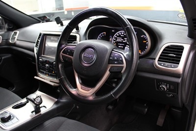 2016 Jeep Grand Cherokee - Thumbnail
