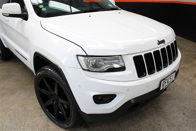 2016 Jeep Grand Cherokee - Thumbnail