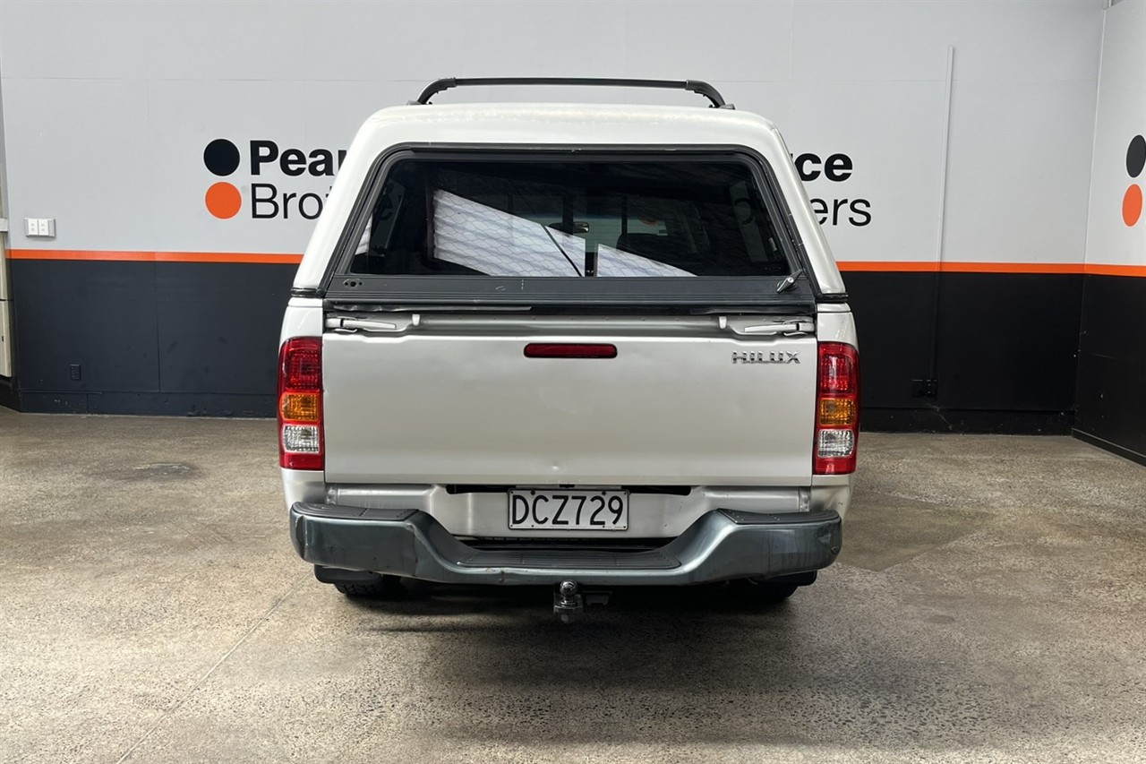 2006 Toyota Hilux