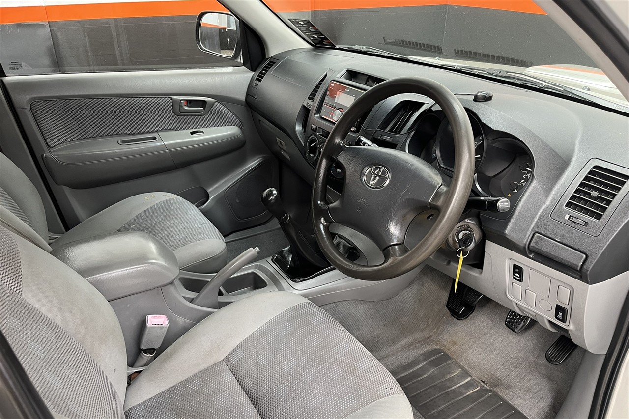 2006 Toyota Hilux