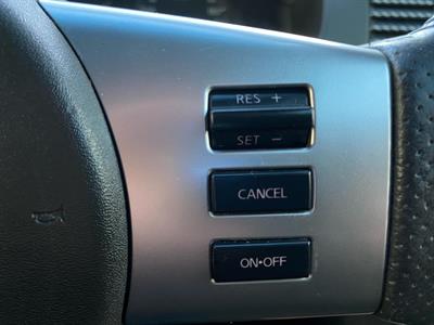 2011 Nissan Navara - Thumbnail