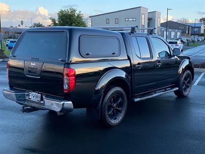 2011 Nissan Navara - Thumbnail
