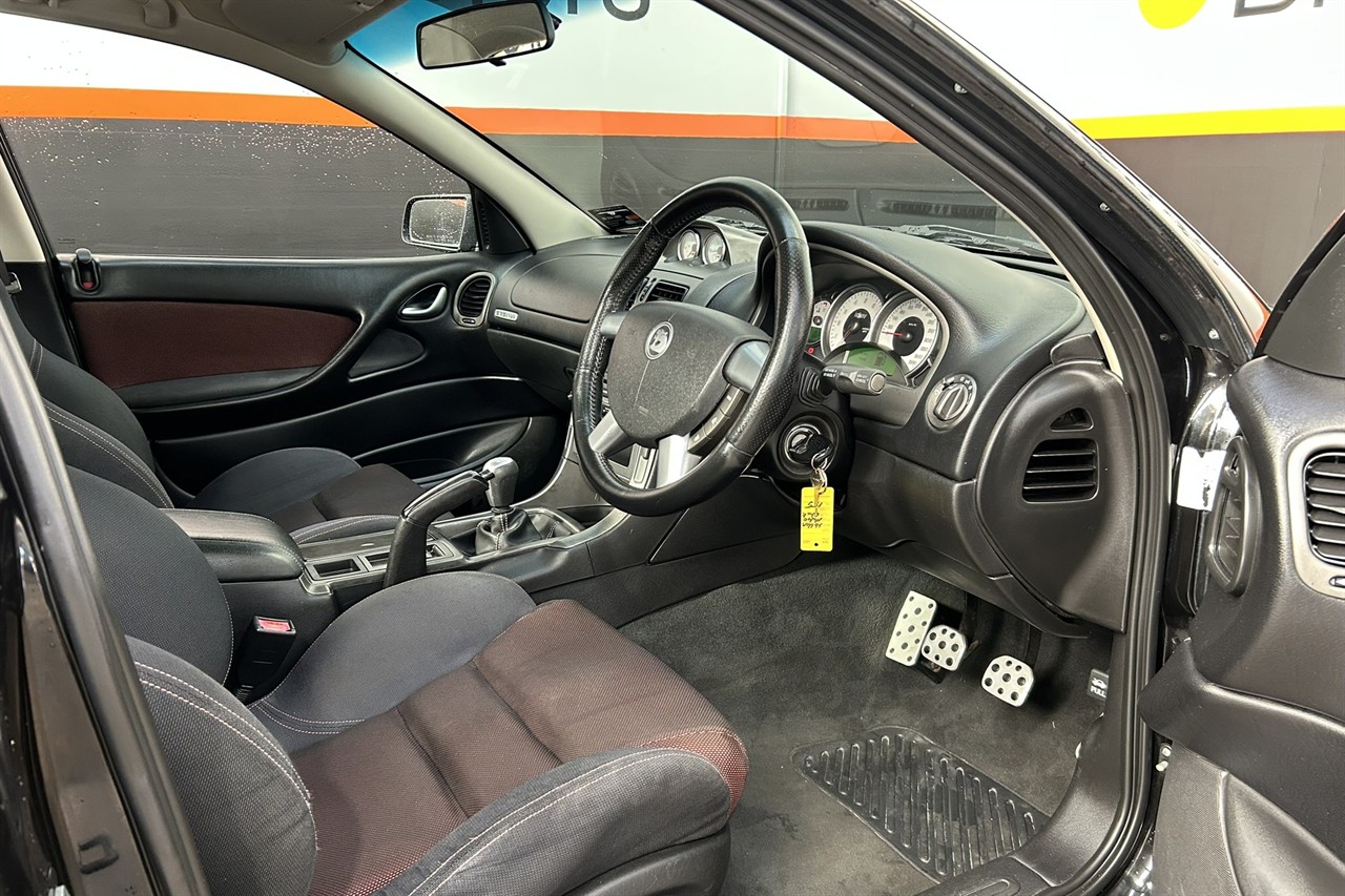 2003 Holden HSV