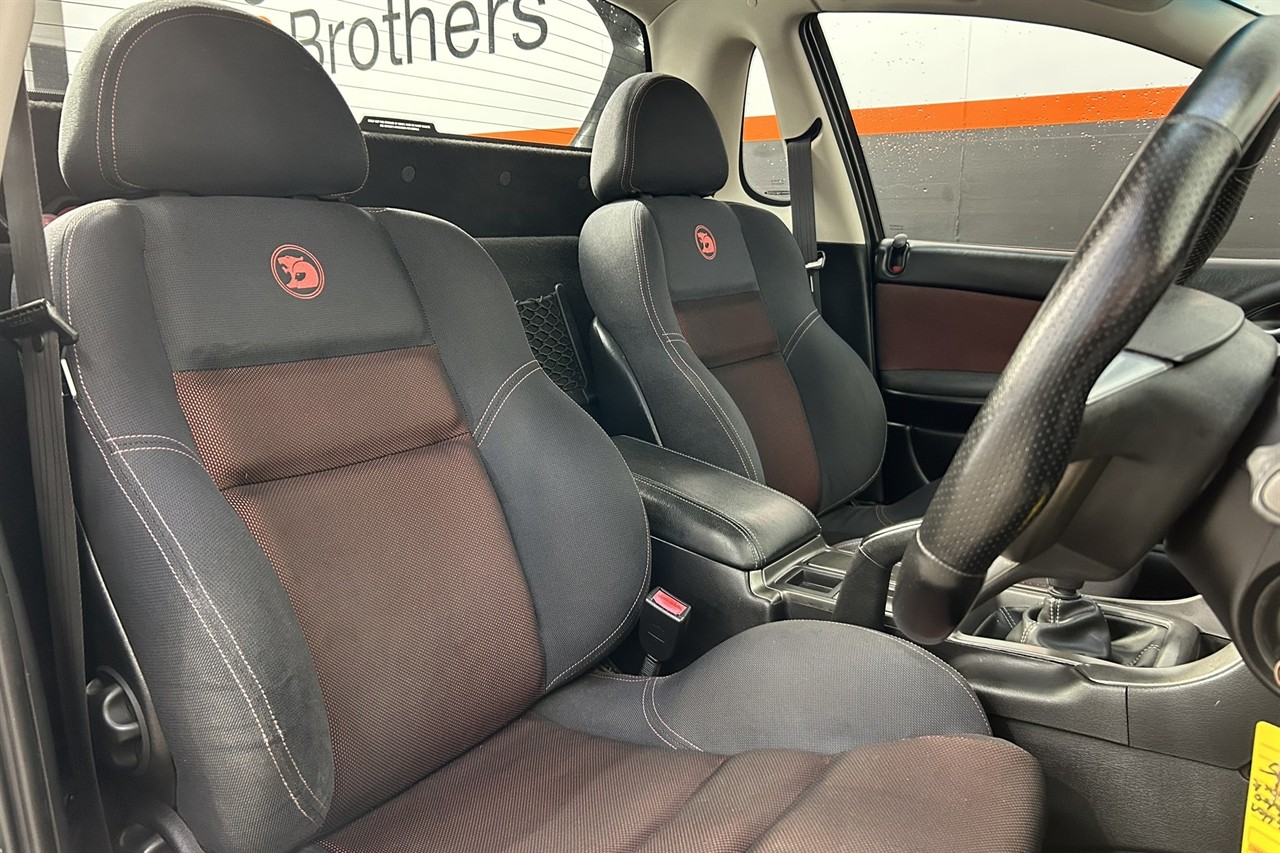 2003 Holden HSV