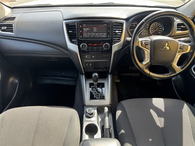 2022 Mitsubishi Triton - Thumbnail