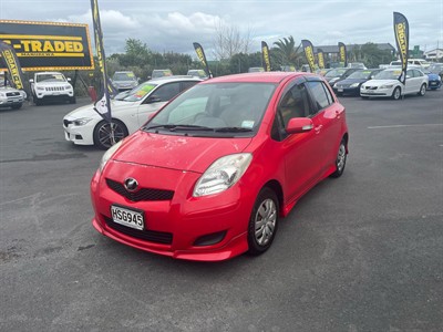 2010 Toyota Vitz - Thumbnail