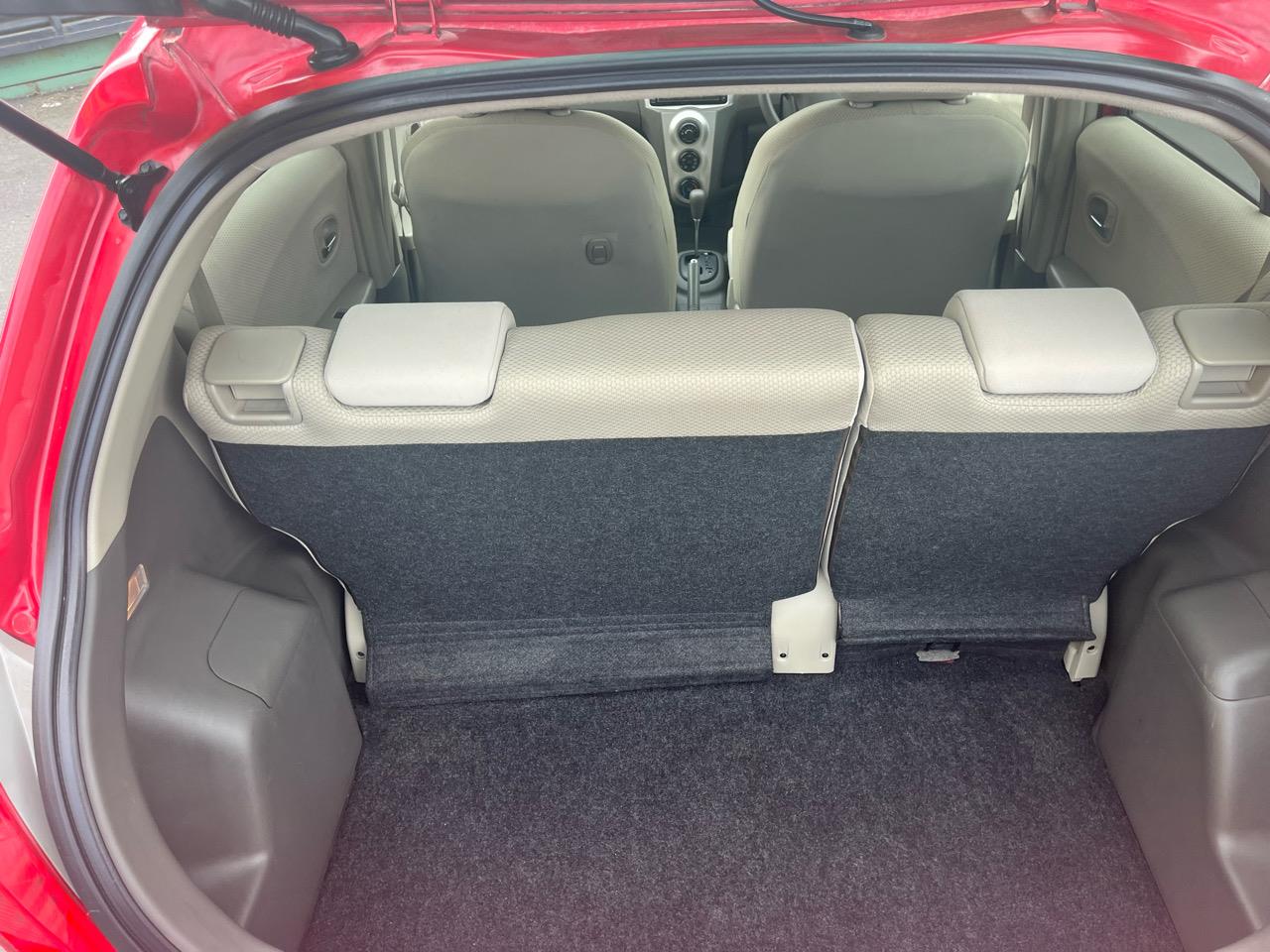 2010 Toyota Vitz