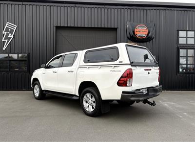 2017 Toyota Hilux - Thumbnail