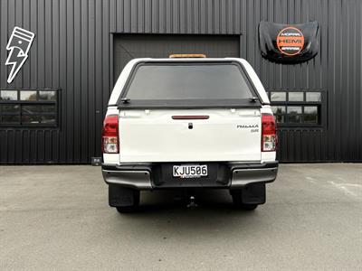 2017 Toyota Hilux - Thumbnail