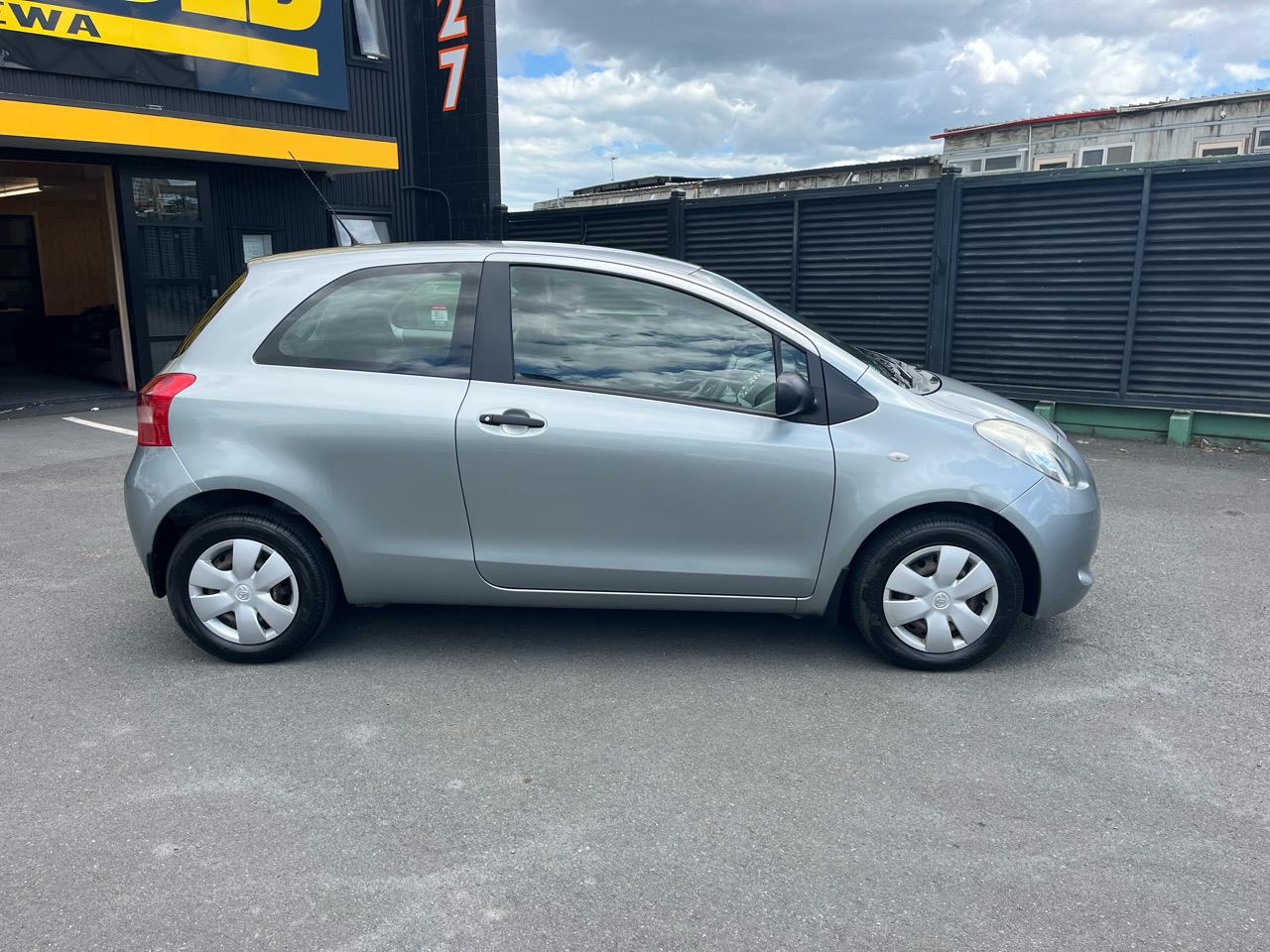 2006 Toyota YARIS