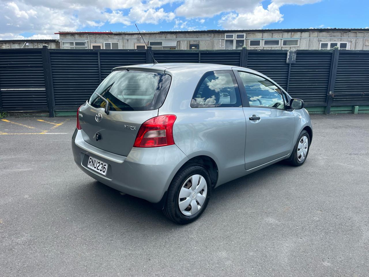 2006 Toyota YARIS
