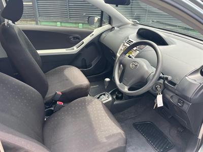2006 Toyota YARIS - Thumbnail