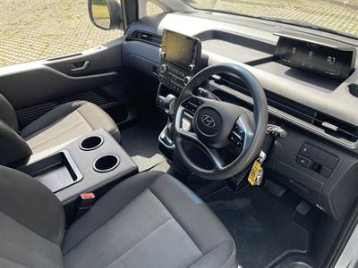 2023 Hyundai Staria Load - Thumbnail