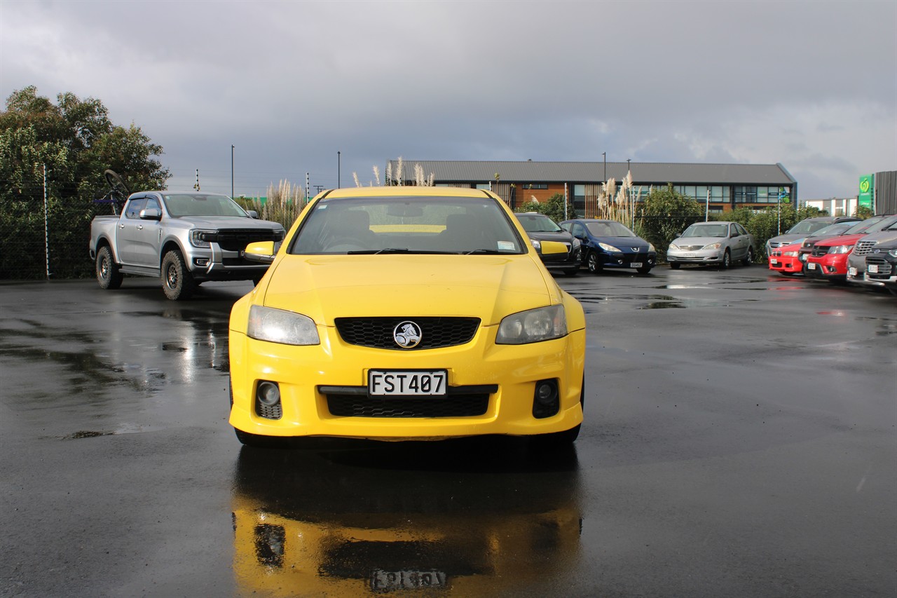 2011 Holden COMMODORE