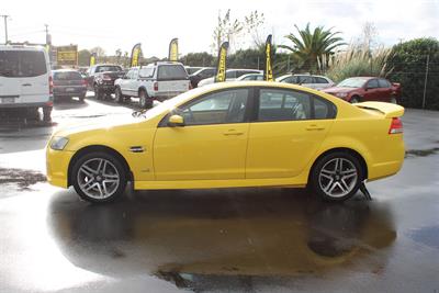 2011 Holden COMMODORE - Thumbnail