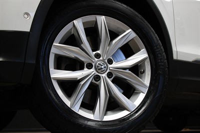 2018 Volkswagen TIGUAN - Thumbnail
