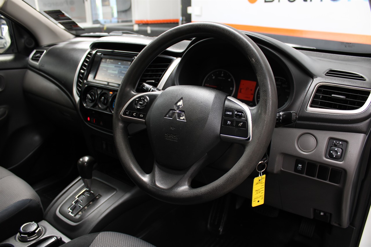 2017 Mitsubishi Triton