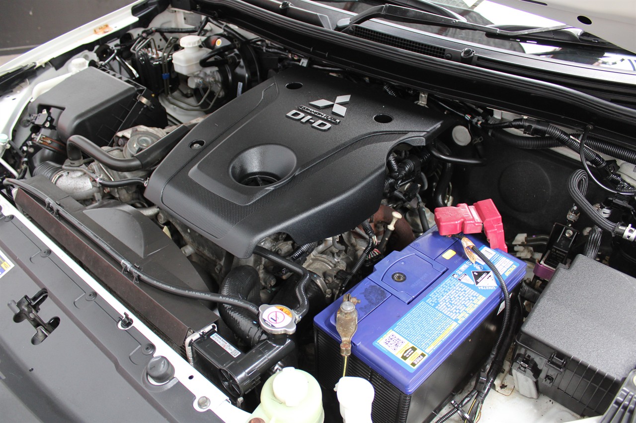 2017 Mitsubishi Triton