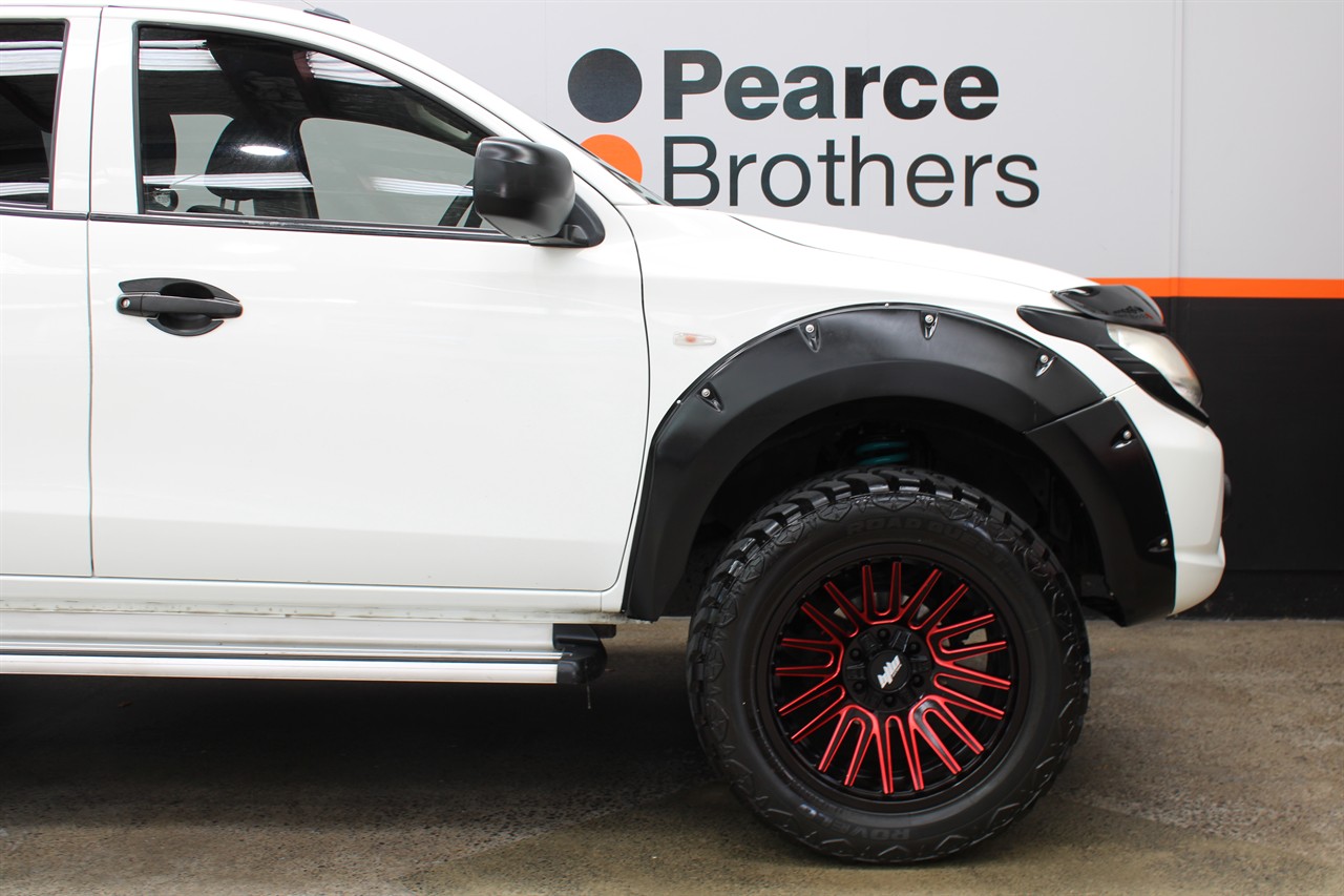 2017 Mitsubishi Triton