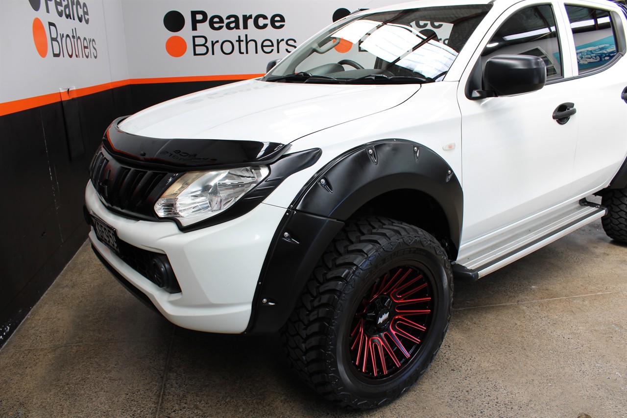 2017 Mitsubishi Triton