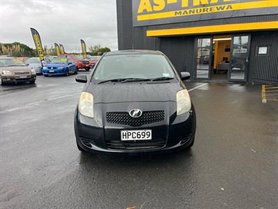 2005 Toyota Vitz - Thumbnail