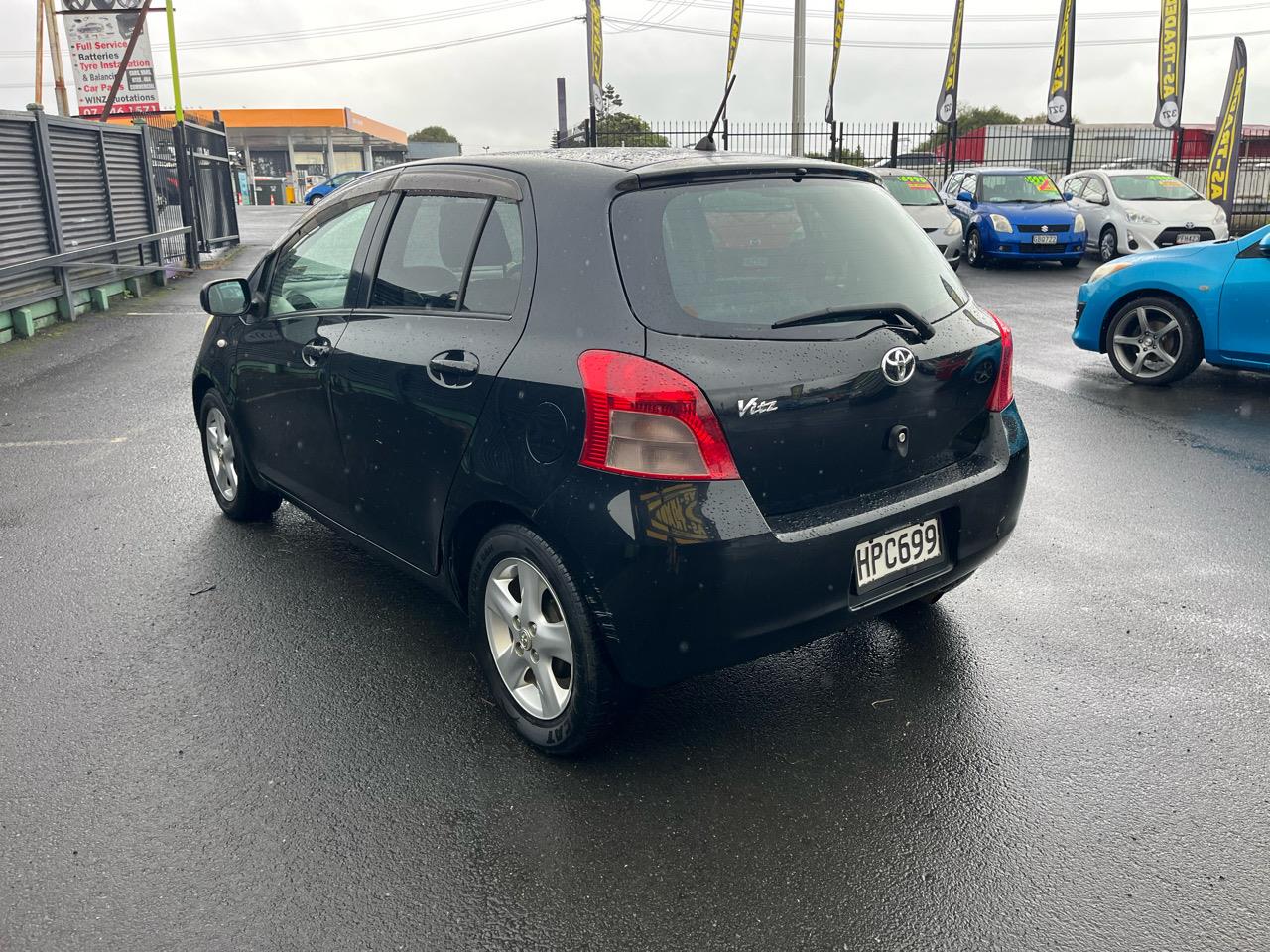 2005 Toyota Vitz