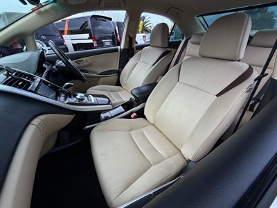 2013 Toyota Sai - Thumbnail